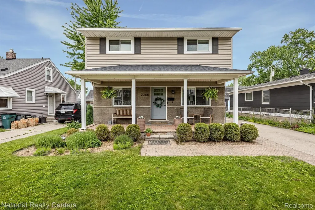 2365 Hamata Street Ferndale City MI 48220