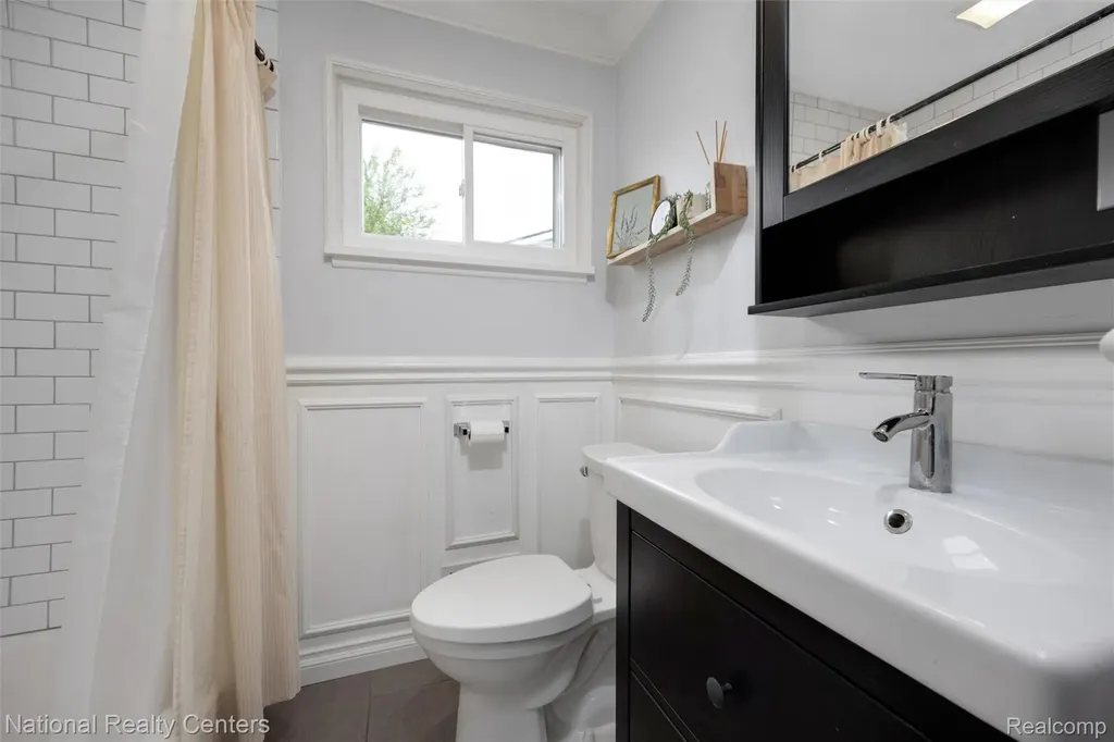 2365 Hamata Street Ferndale City MI 48220