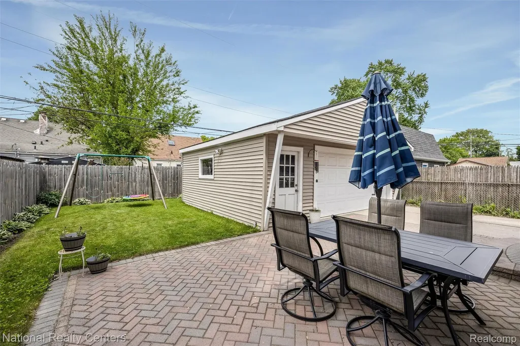 2365 Hamata Street Ferndale City MI 48220