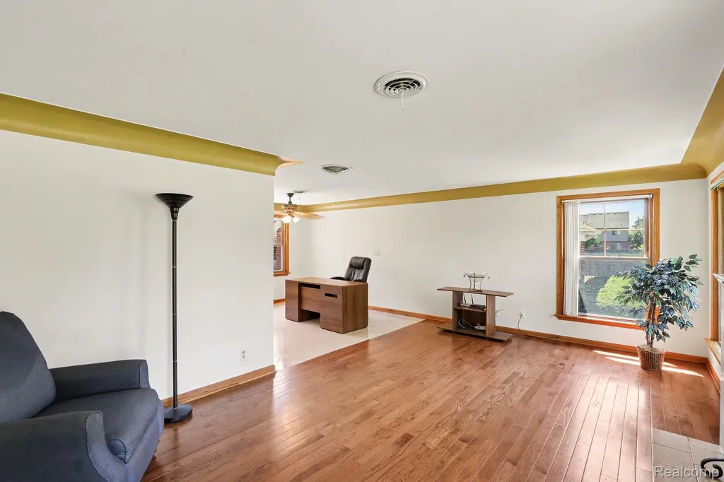 46430 Schoenherr Road Shelby Charter Township MI 48315