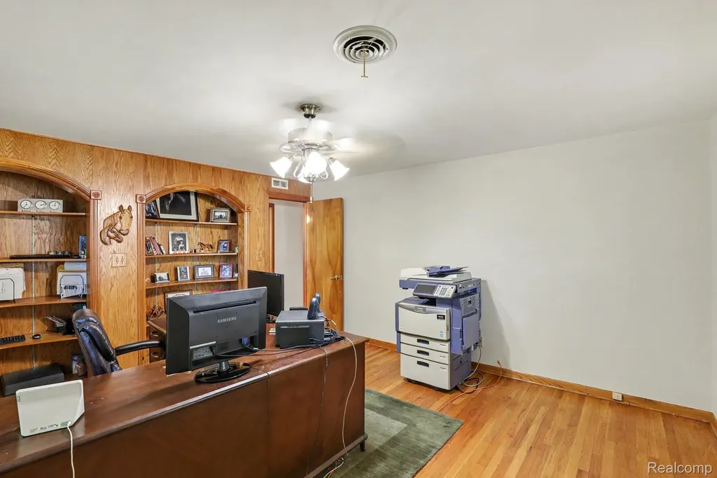 46430 Schoenherr Road Shelby Charter Township MI 48315