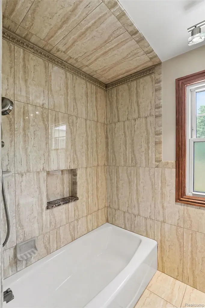 46430 Schoenherr Road Shelby Charter Township MI 48315