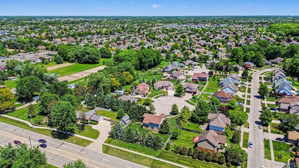 46430 Schoenherr Road Shelby Charter Township MI 48315