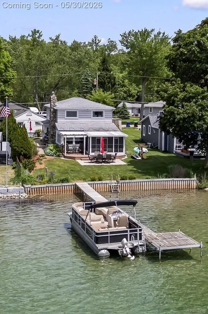 11061 Beryl Drive White Lake Charter Township MI 48386