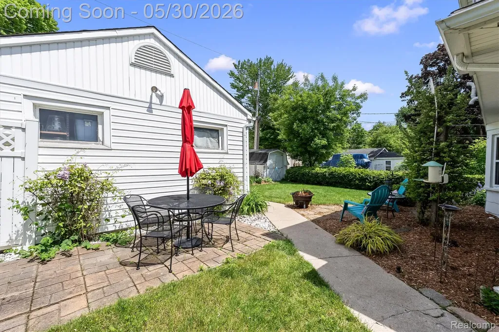 11061 Beryl Drive White Lake Charter Township MI 48386
