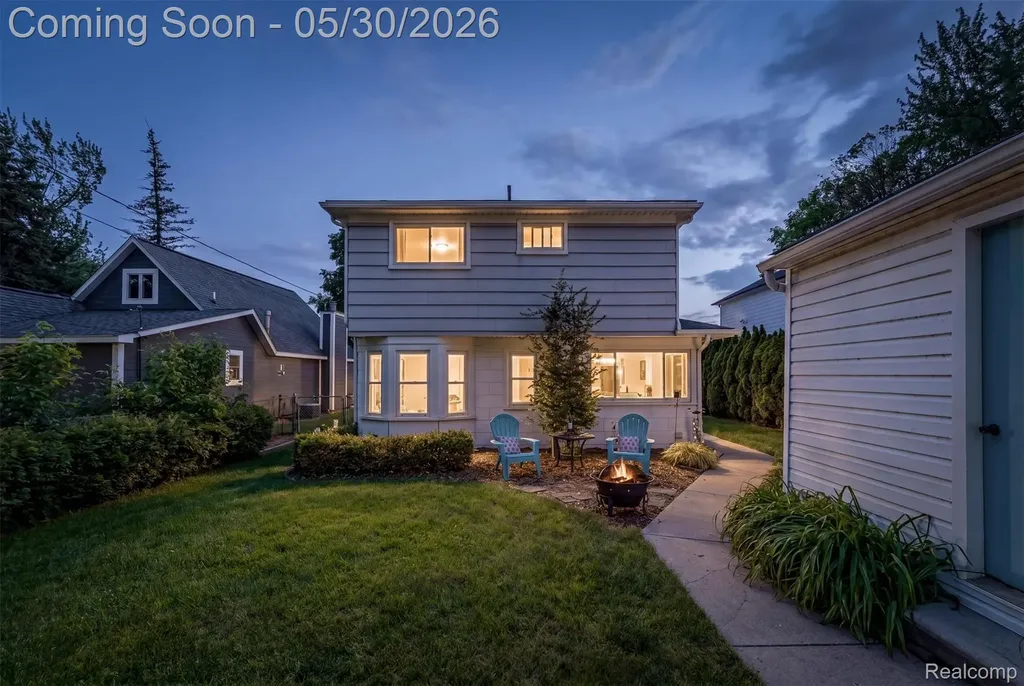 11061 Beryl Drive White Lake Charter Township MI 48386