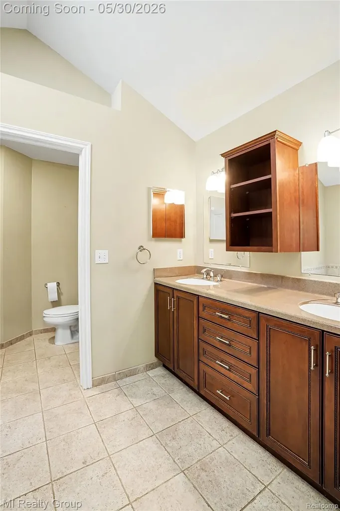 2215 High Meadows Drive Brandon Charter Township MI 48462