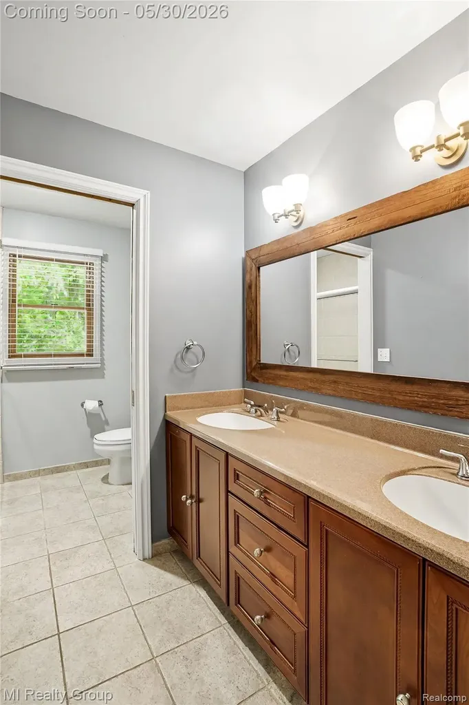 2215 High Meadows Drive Brandon Charter Township MI 48462