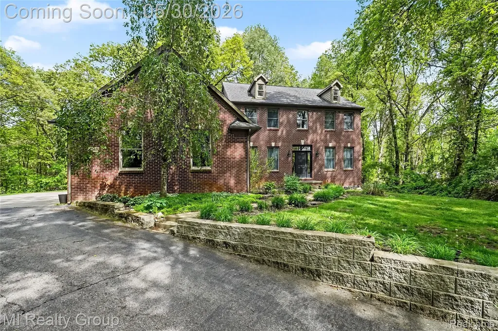 2215 High Meadows Drive Brandon Charter Township MI 48462