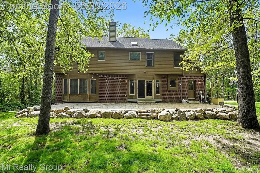 2215 High Meadows Drive Brandon Charter Township MI 48462