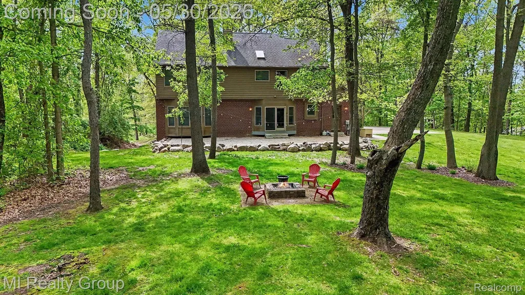 2215 High Meadows Drive Brandon Charter Township MI 48462