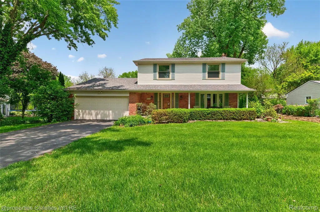 475 Henley Drive Bloomfield Hills City MI 48304
