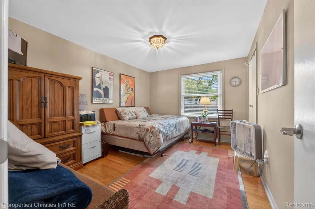475 Henley Drive Bloomfield Hills City MI 48304