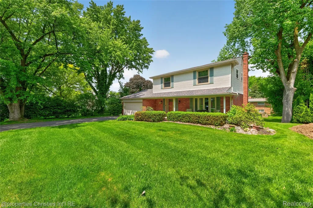 475 Henley Drive Bloomfield Hills City MI 48304