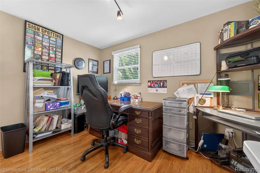 475 Henley Drive Bloomfield Hills City MI 48304
