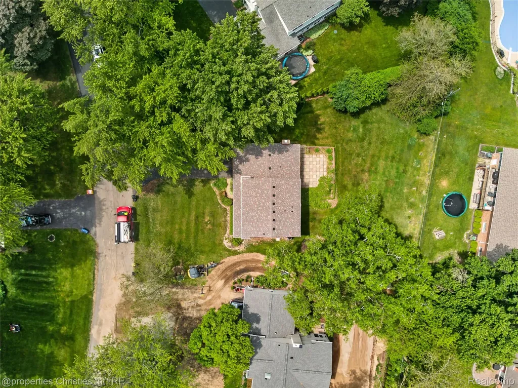 475 Henley Drive Bloomfield Hills City MI 48304