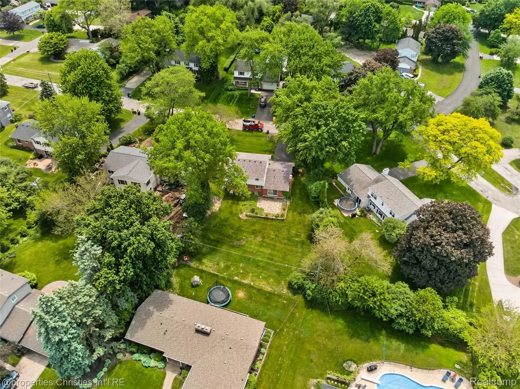 475 Henley Drive Bloomfield Hills City MI 48304