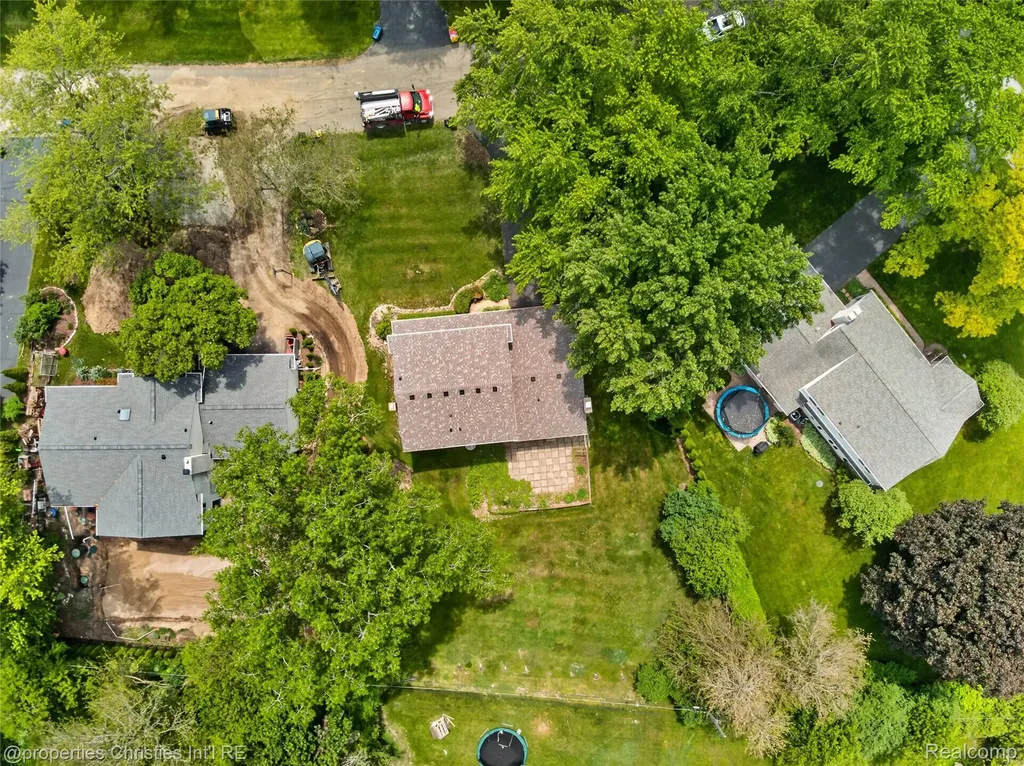 475 Henley Drive Bloomfield Hills City MI 48304