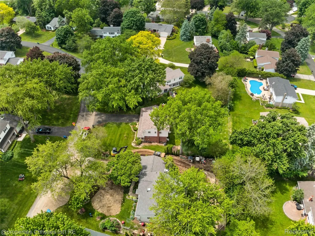 475 Henley Drive Bloomfield Hills City MI 48304