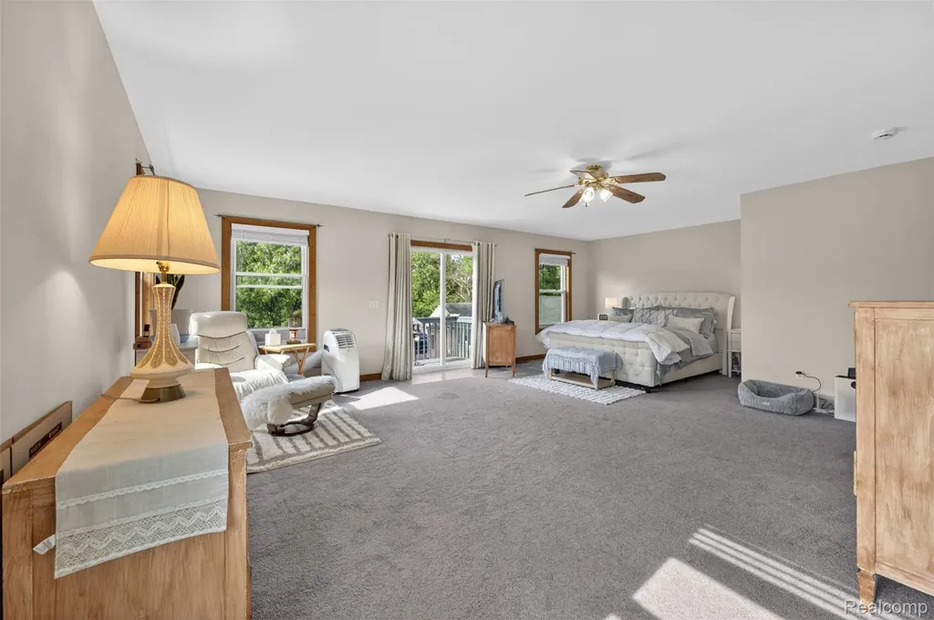 2154 W Maple Avenue Flint Charter Township MI 48507