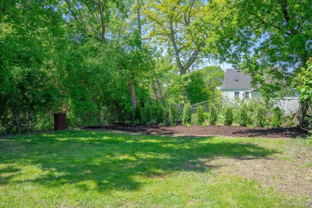 6251 Minock Street Detroit City MI 48228