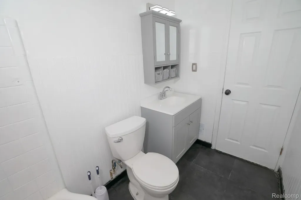 6251 Minock Street Detroit City MI 48228