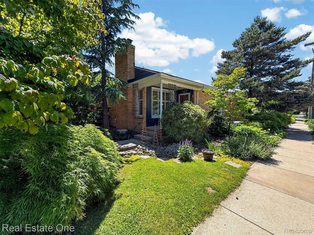 1431 Marywood Drive Royal Oak City MI 48067