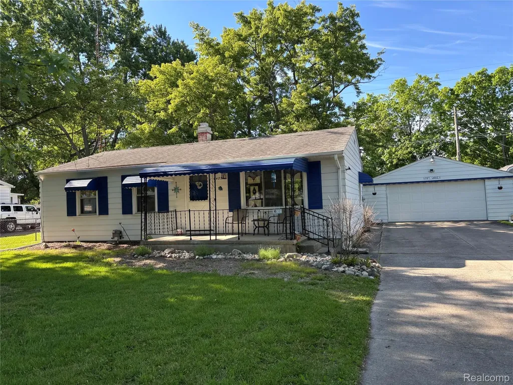 6405 Springdale Drive Grand Blanc City MI 48439