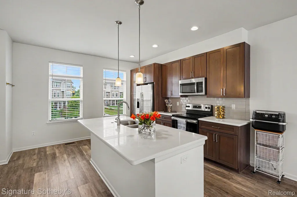 2500 Normandy Road Royal Oak City MI 48073