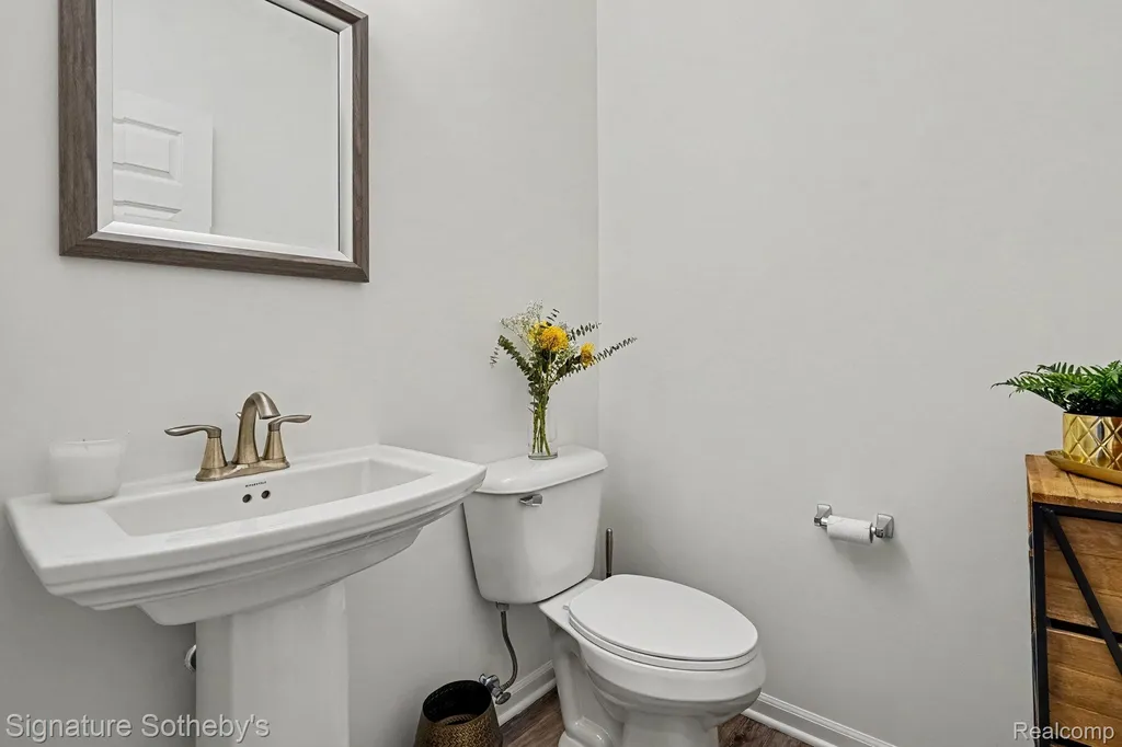2500 Normandy Road Royal Oak City MI 48073