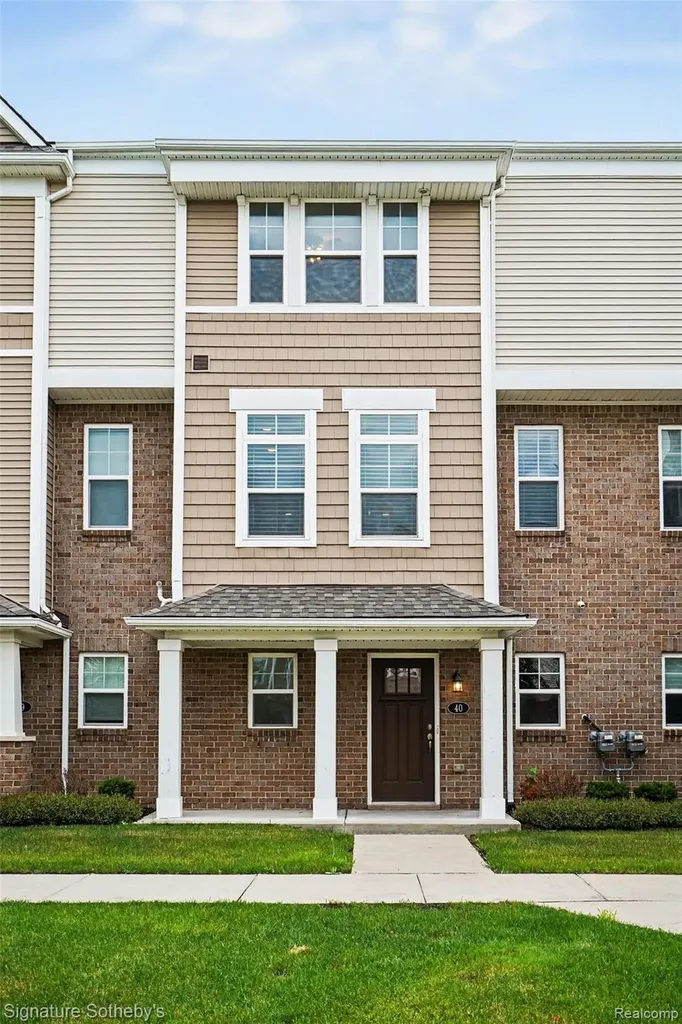 2500 Normandy Road Royal Oak City MI 48073