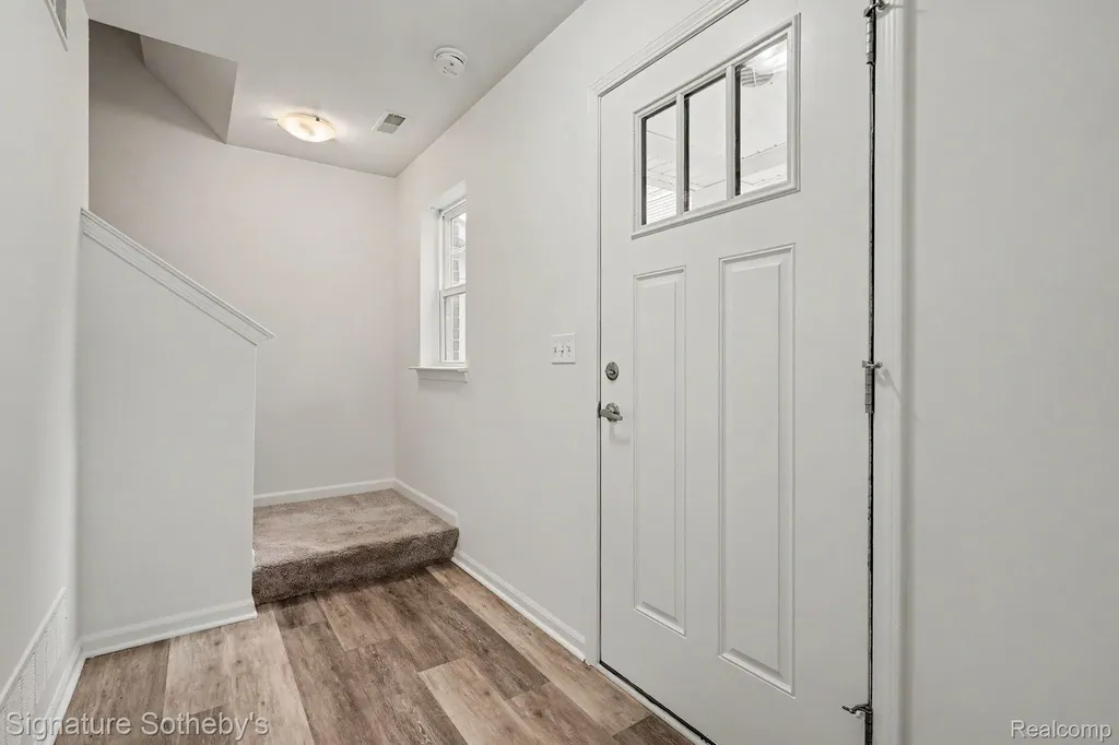 2500 Normandy Road Royal Oak City MI 48073