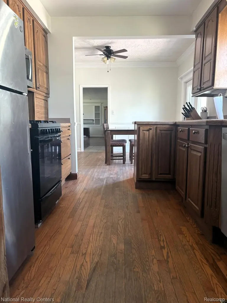 10667 Sober Road Conway Township MI 48892
