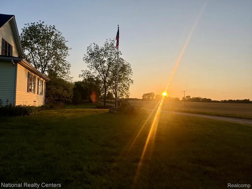 10667 Sober Road Conway Township MI 48892