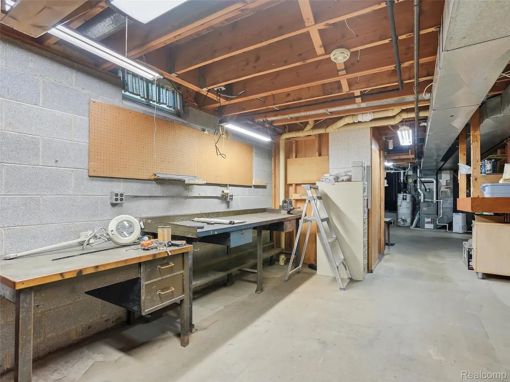 5059 Kidder Road Almont Village MI 48003