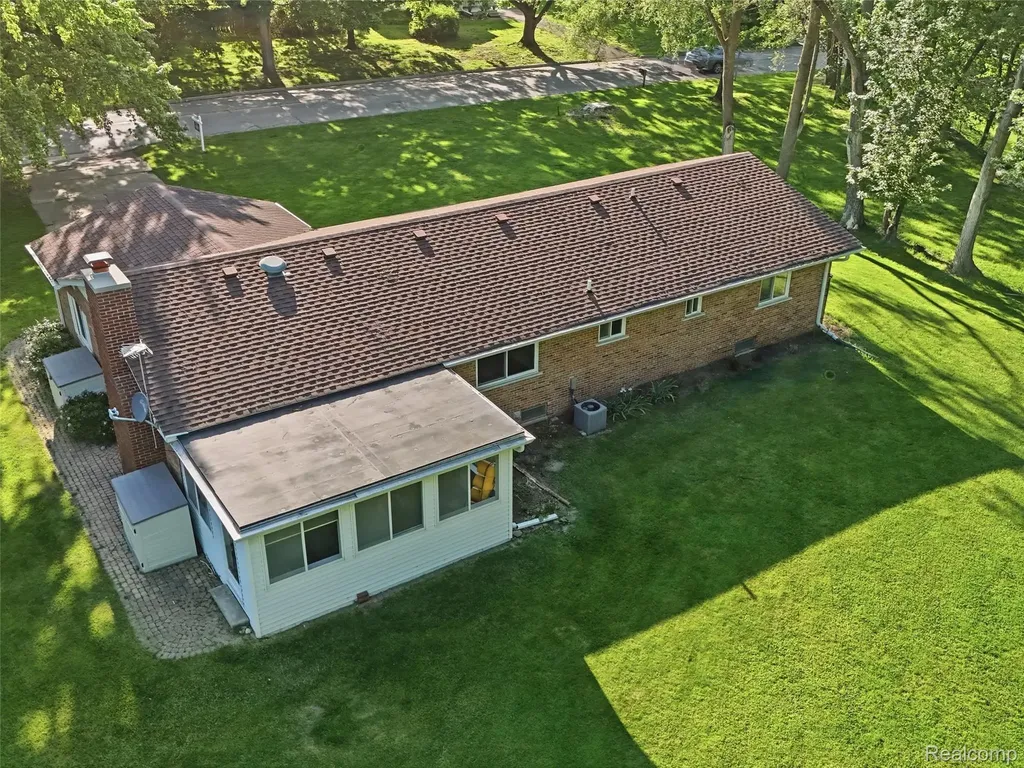 5059 Kidder Road Almont Village MI 48003