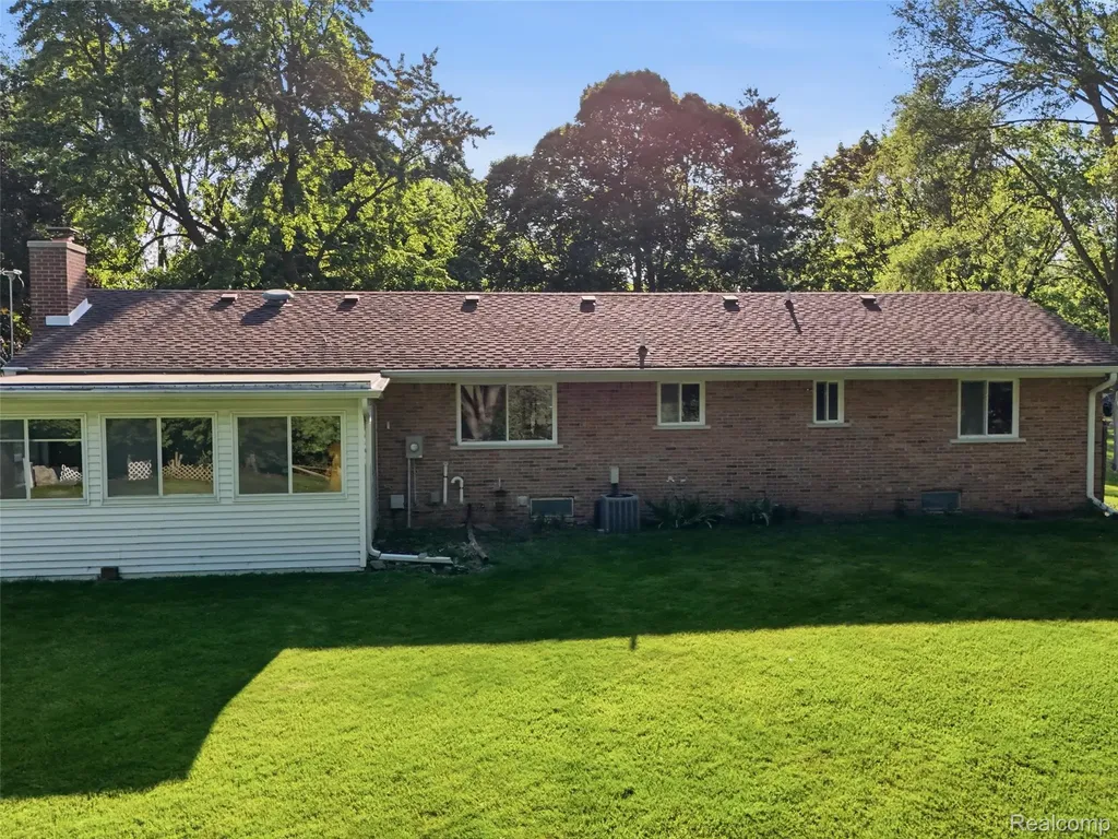5059 Kidder Road Almont Village MI 48003
