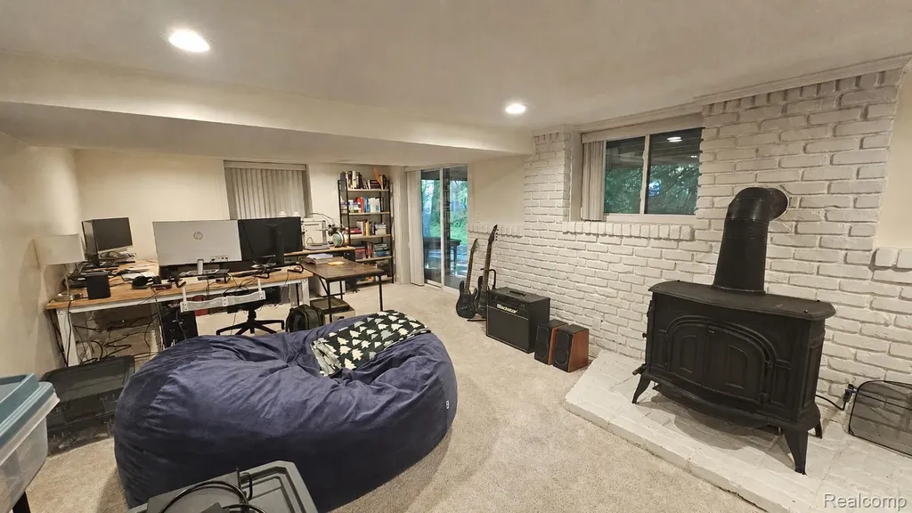 950 Fuller Lane White Lake Charter Township MI 48386