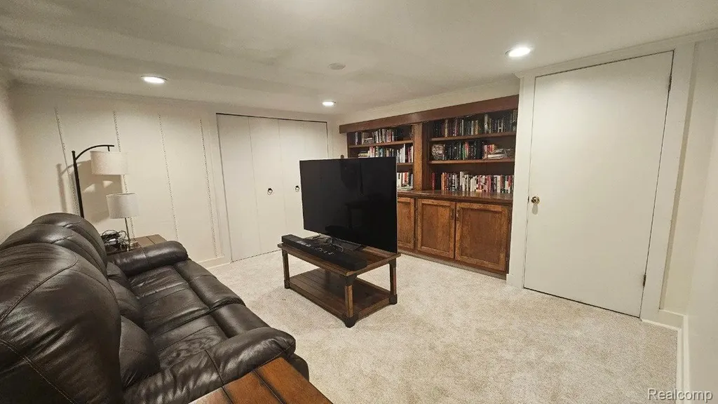 950 Fuller Lane White Lake Charter Township MI 48386