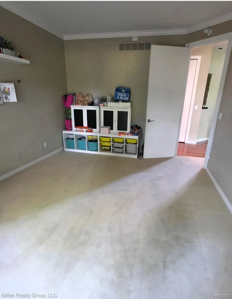 3351 Red Fox Court West Bloomfield Charter Township MI 48324