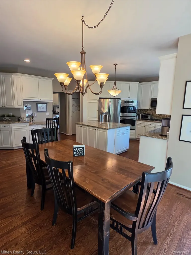 3351 Red Fox Court West Bloomfield Charter Township MI 48324