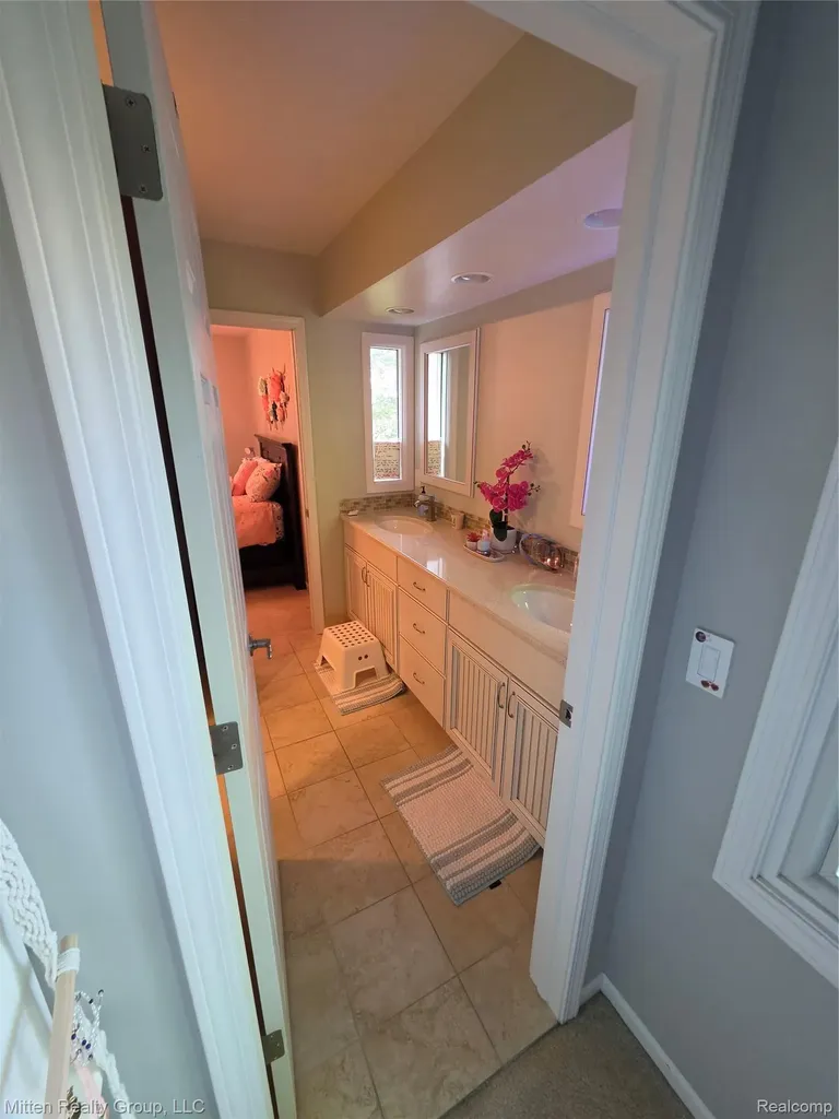 3351 Red Fox Court West Bloomfield Charter Township MI 48324