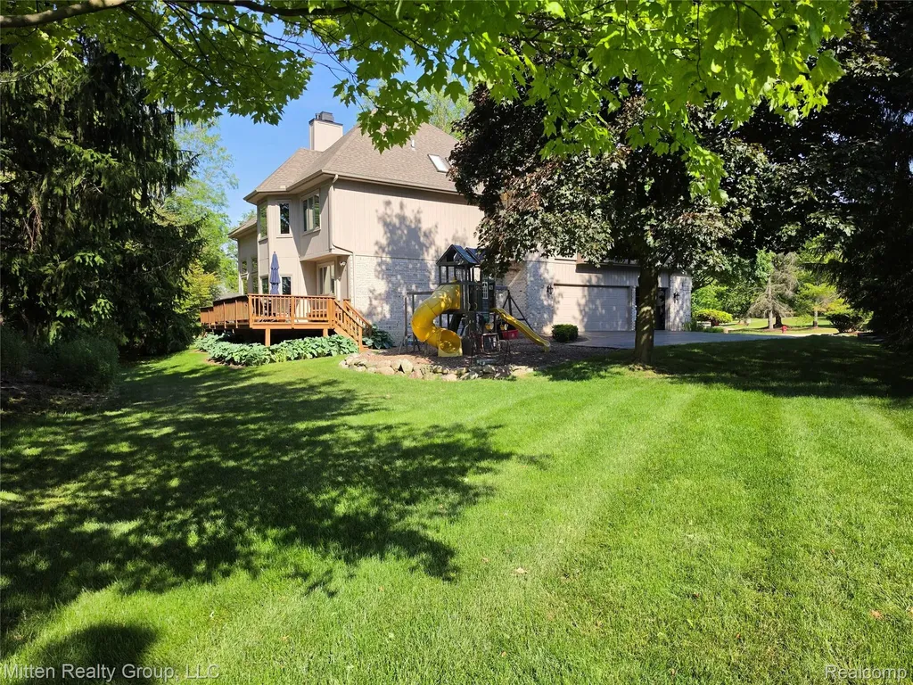 3351 Red Fox Court West Bloomfield Charter Township MI 48324