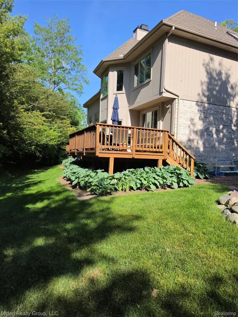3351 Red Fox Court West Bloomfield Charter Township MI 48324