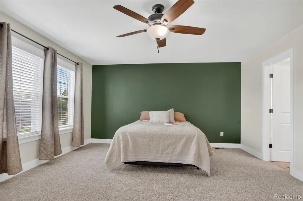3524 Amber Oaks Drive Howell Township MI 48855