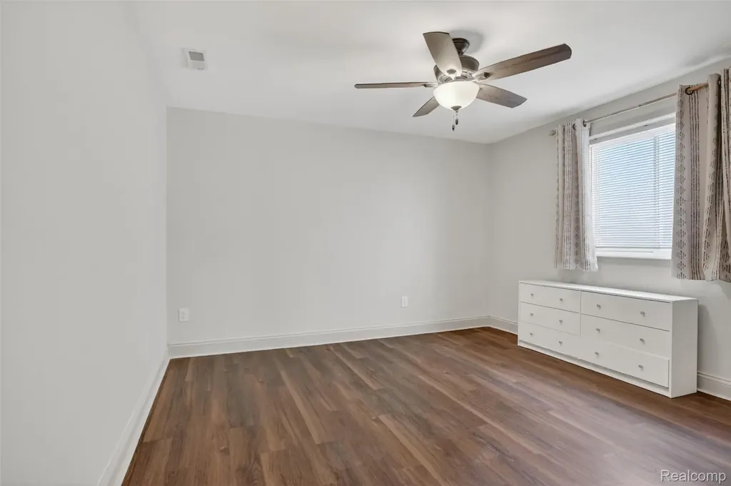 3524 Amber Oaks Drive Howell Township MI 48855