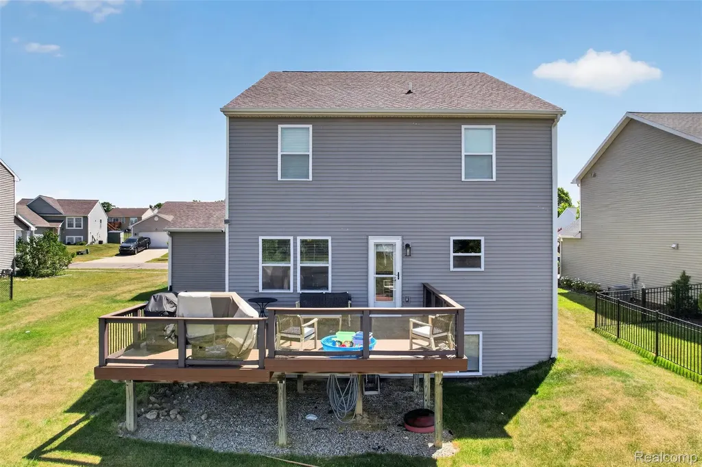 3524 Amber Oaks Drive Howell Township MI 48855