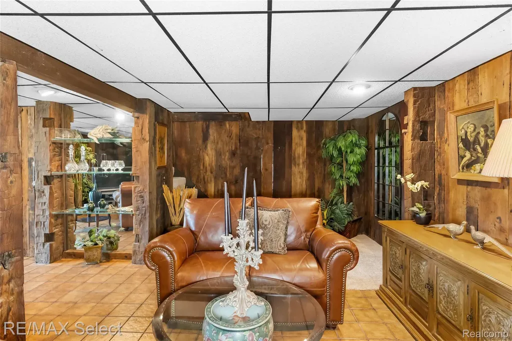 13154 Lake Shore Drive Fenton Charter Township MI 48430
