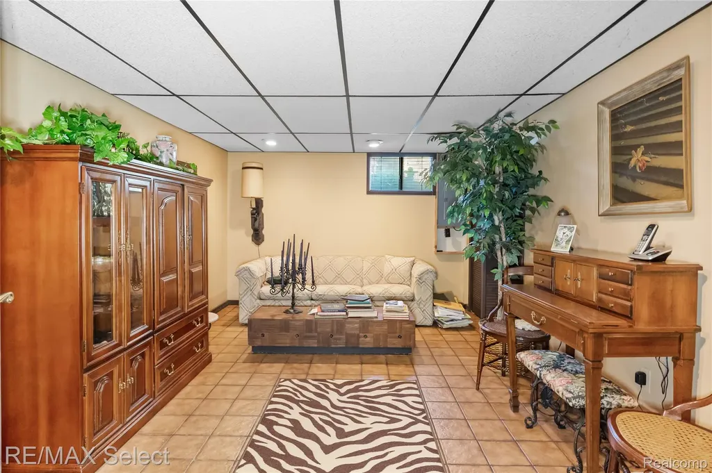 13154 Lake Shore Drive Fenton Charter Township MI 48430