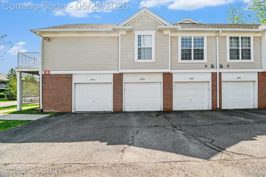 16839 Dover Drive Northville Township MI 48168